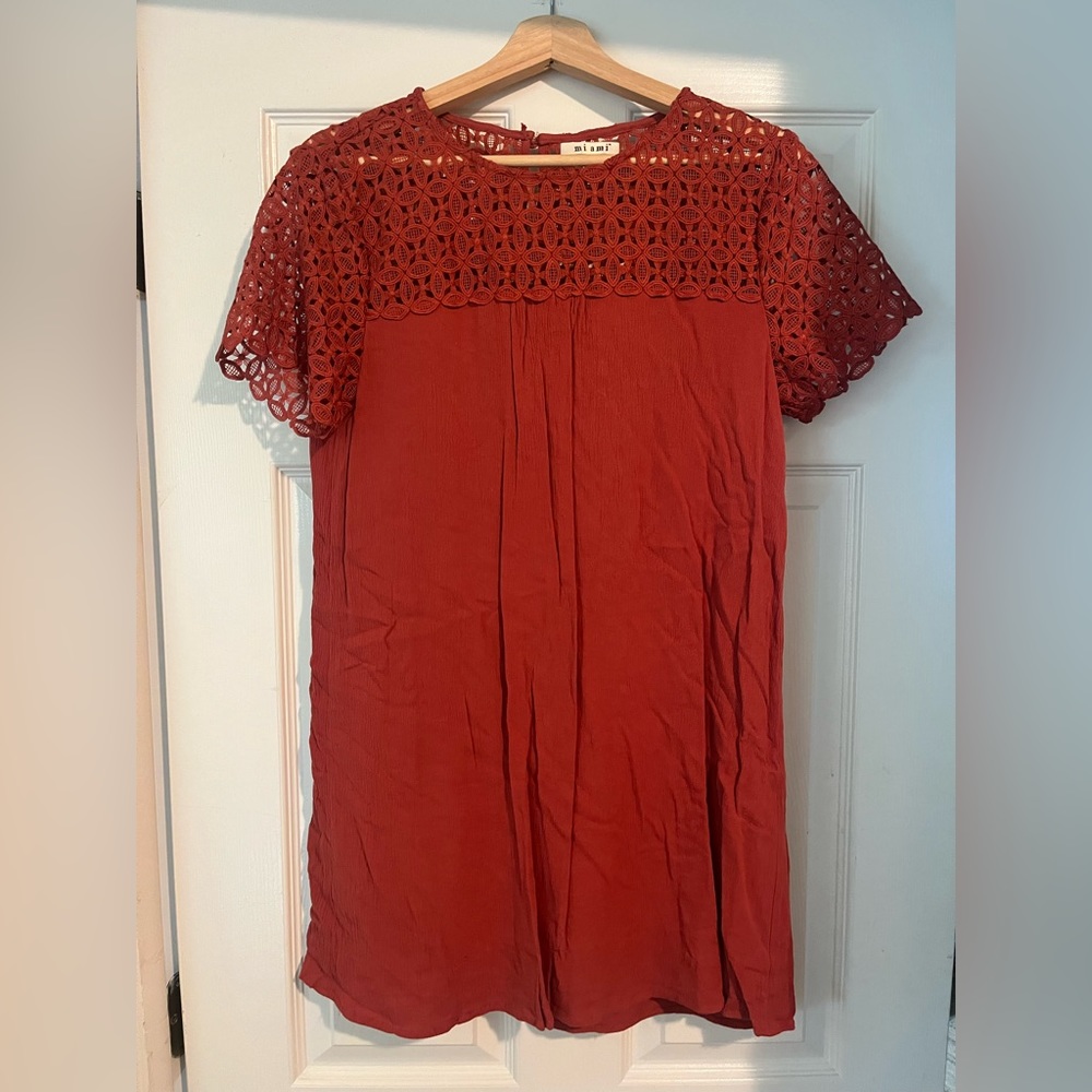 Dark orange/red dress from Francesca’s! Size small!